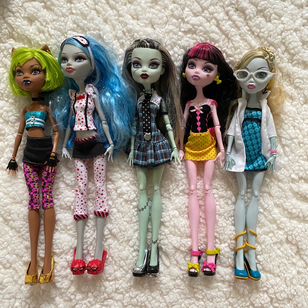 5 Monster High Dolls!
